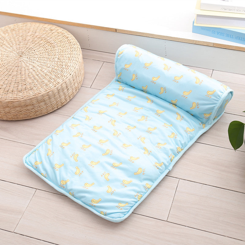 Portable Cooling Dog & Cat Mat – Summer Blanket, Washable Pet Bed